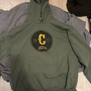 Men Olive Green Thrifted Hoodie